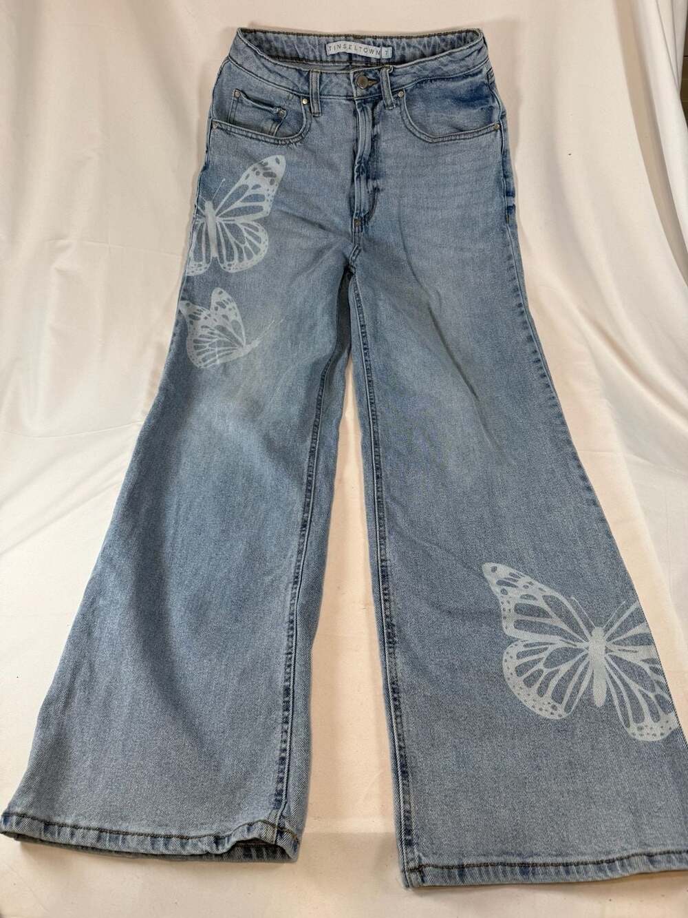 Tinseltown Womens Jeans Size 7 Butterfly Print Light Wash Wide Leg Denim Pants Y